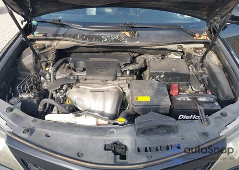 2012 Toyota Camry Se/Le/Xle z USA, uszkodzony, nr VIN 4T1BF1FKXCU096430